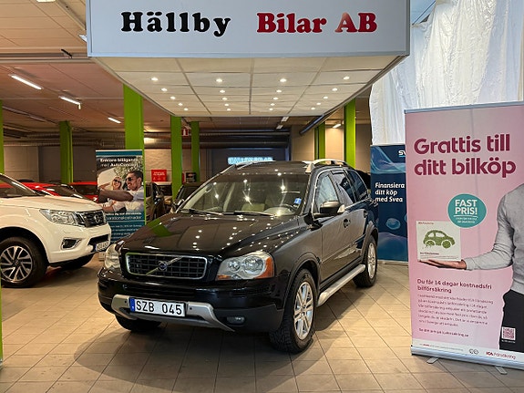 Volvo XC90 2 of 5