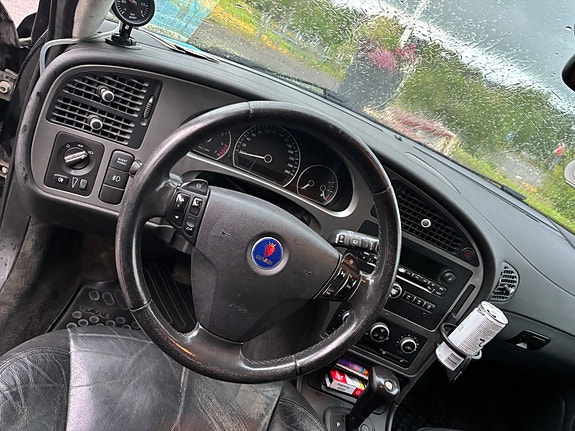 Saab 9-5 12 of 12