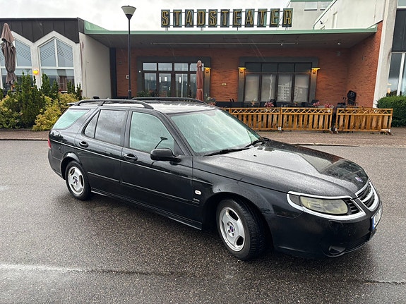 Saab 9-5 2 of 5