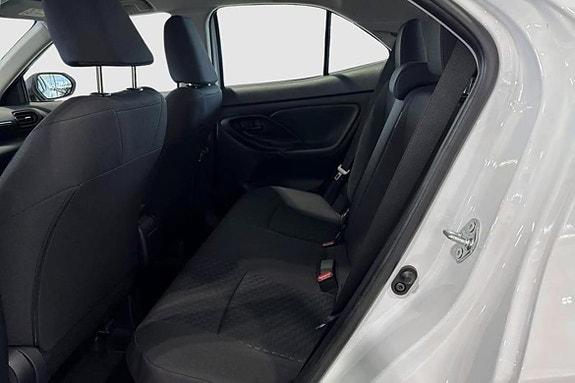 Toyota Yaris Cross 8 of 11