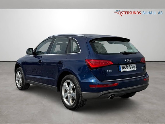 Audi Q5 7 of 12