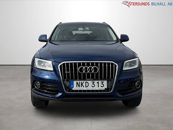 Audi Q5 2 of 5