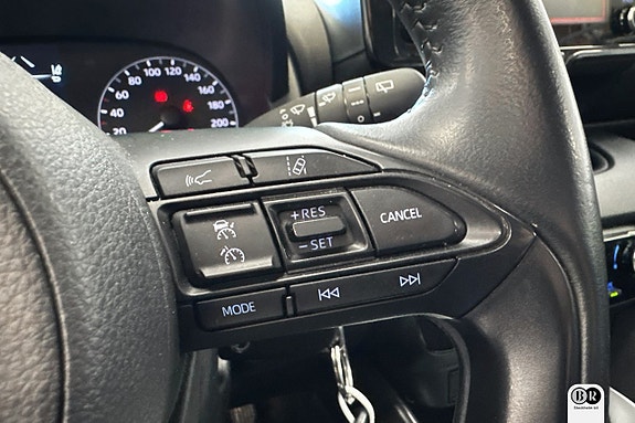 Toyota Yaris 15 of 20