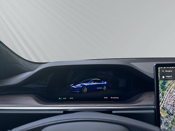 Tesla Model S 15 of 30