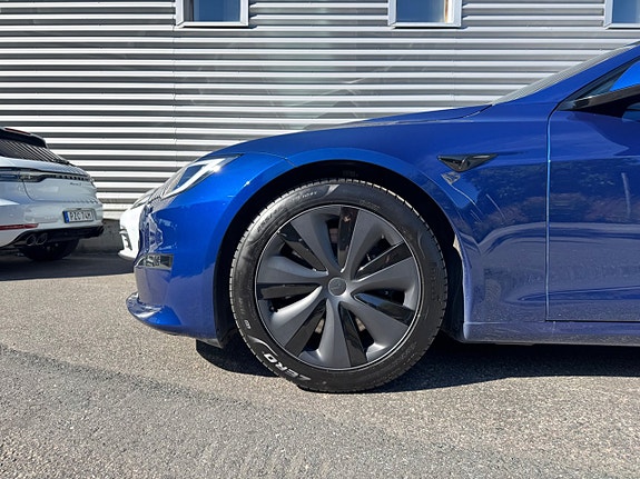 Tesla Model S 9 of 30