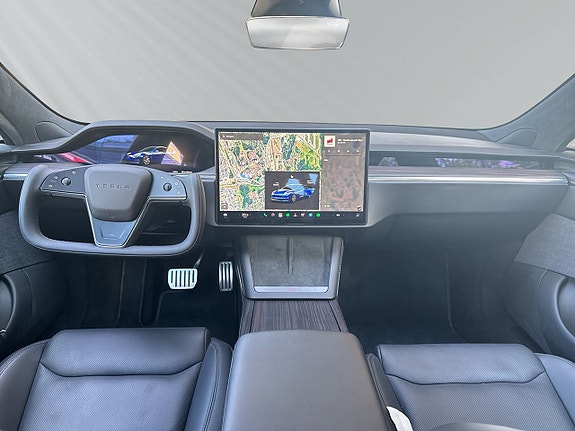 Tesla Model S 8 of 20