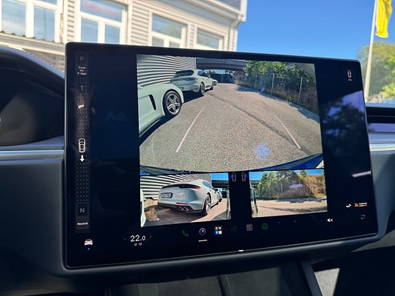 Tesla Model S 30 of 30