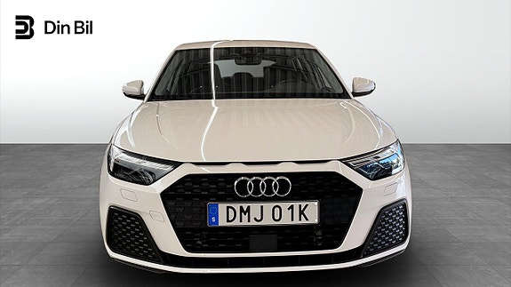 Audi A1 4 of 5