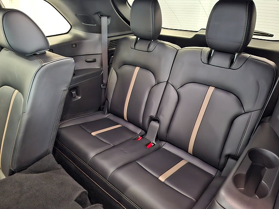 Mazda CX-80 7 of 9