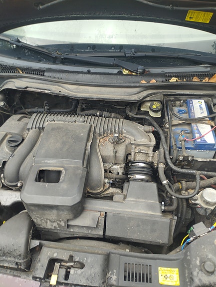 Volvo V50 4 of 5