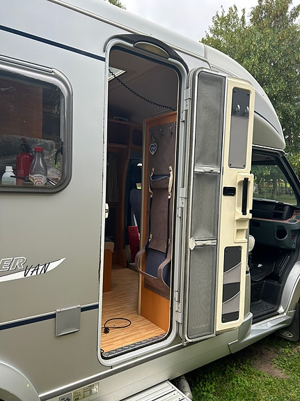Hymer Van 522 3 of 5