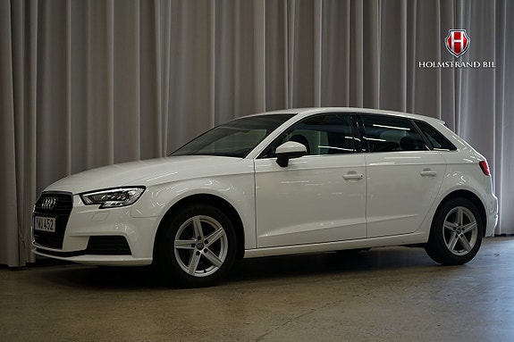 Audi A3 3 of 5