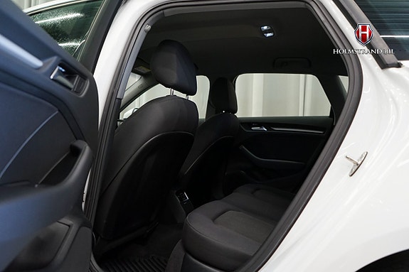 Audi A3 10 of 21