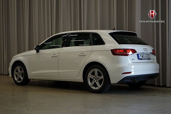 Audi A3 4 of 5