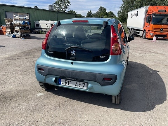 Peugeot 107 4 of 5