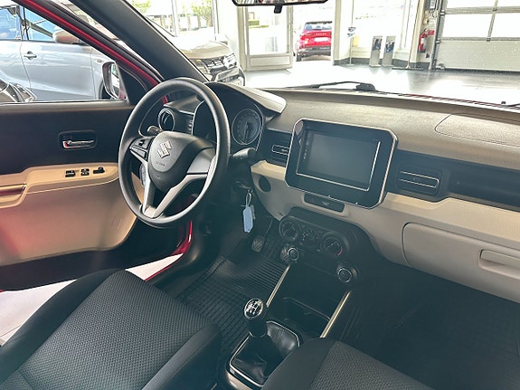 Suzuki Ignis 12 of 12