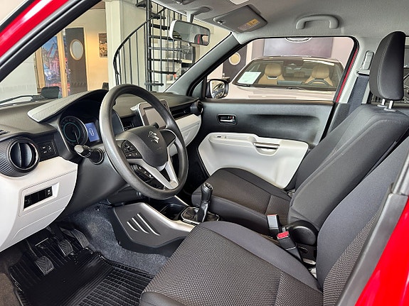 Suzuki Ignis 7 of 12
