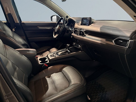 Mazda CX-5 10 of 21