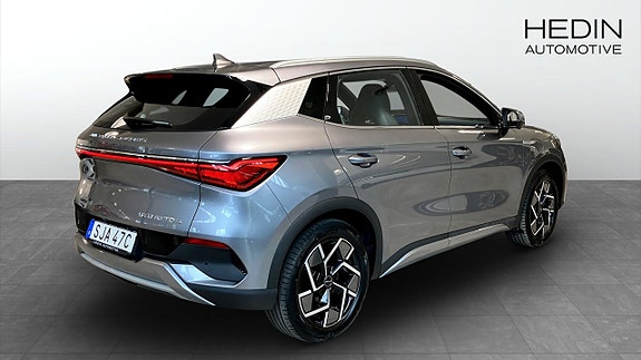 BYD Atto 3 2 of 5