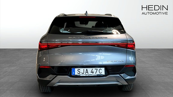 BYD Atto 3 7 of 18