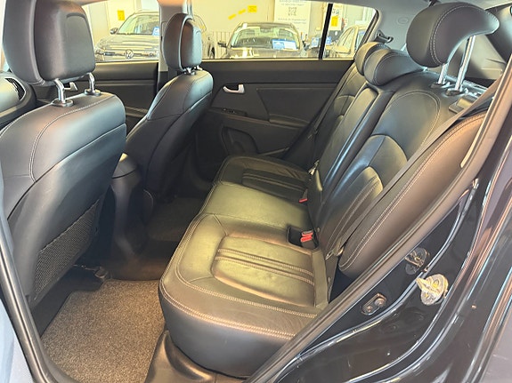 Kia Sportage 10 of 23