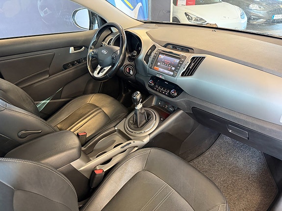 Kia Sportage 17 of 23