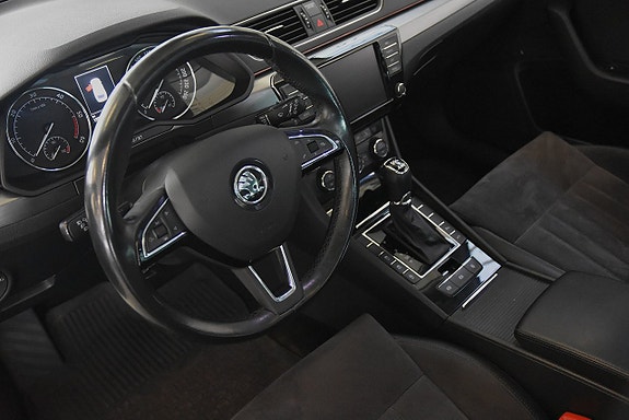 Skoda Superb 10 of 22