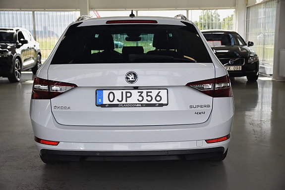 Skoda Superb 6 of 22
