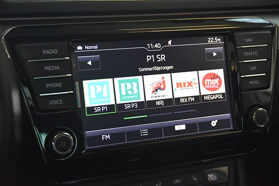 Skoda Superb 18 of 22