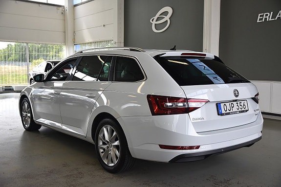 Skoda Superb 8 of 22