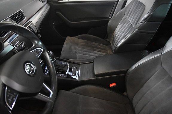 Skoda Superb 12 of 22