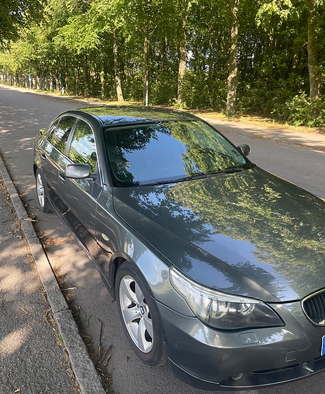 BMW 525i 5 of 5
