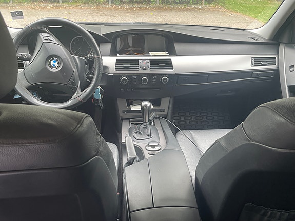 BMW 525i 6 of 10