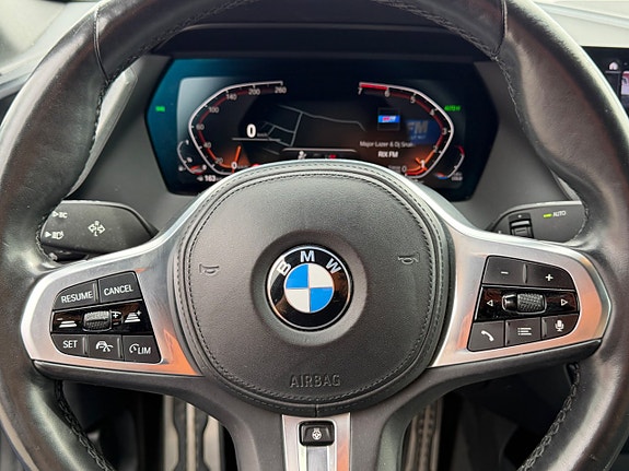 BMW 218i 16 of 22