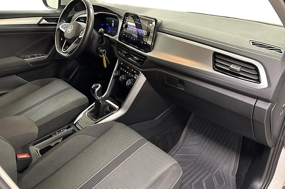 Volkswagen T-Roc 15 of 20
