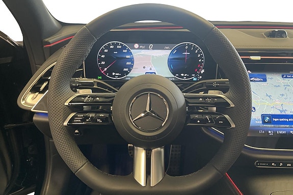 Mercedes-Benz E300 de 18 of 19