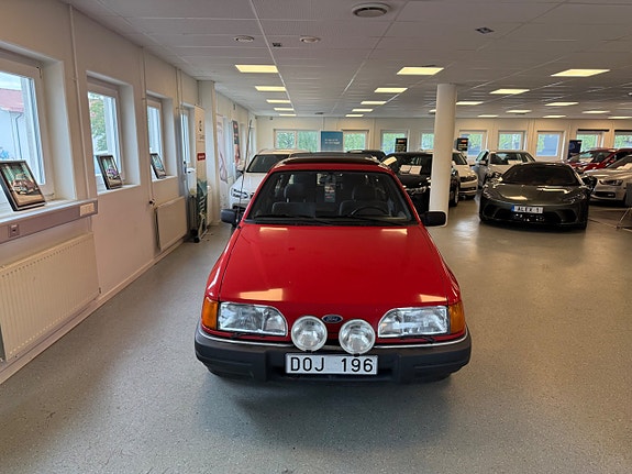 Ford Sierra 4 of 5
