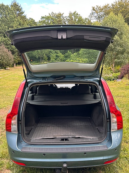 Volvo V50 5 of 5