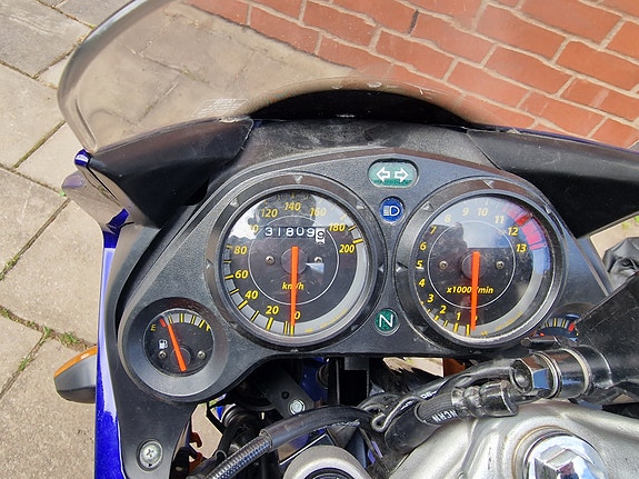 Honda CBR125R 5 of 5