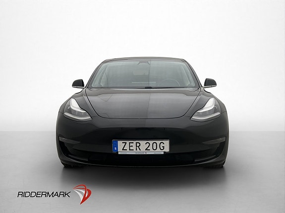 Tesla Model 3 3 of 5