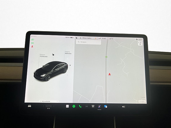 Tesla Model 3 18 of 30