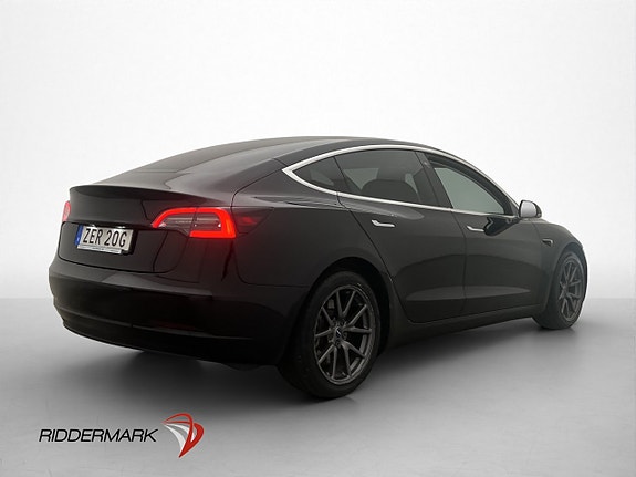 Tesla Model 3 9 of 30