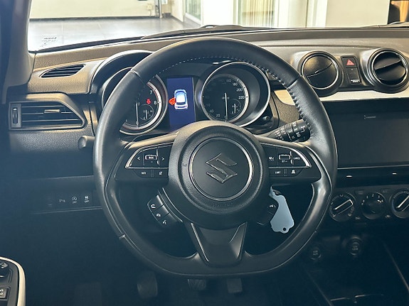 Suzuki Swift 9 of 15