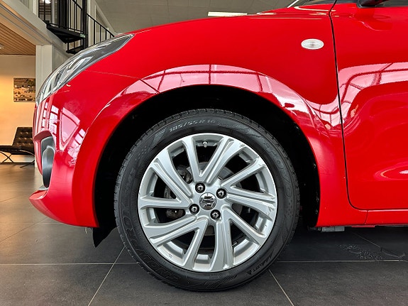 Suzuki Swift 6 of 15