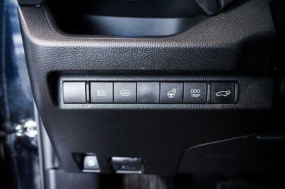 Toyota RAV4 Plug-in Hybrid 23 of 29