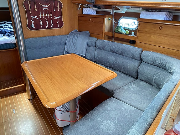 Jeanneau sun odyssey 37 5 of 5