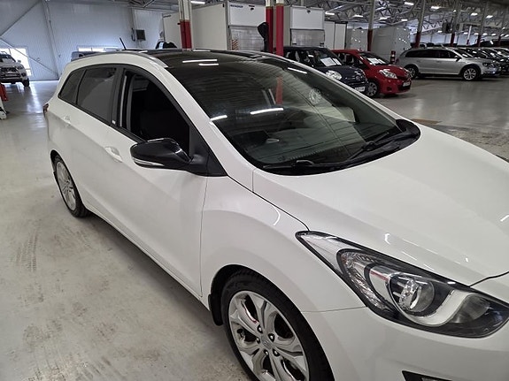 Hyundai i30 3 of 5
