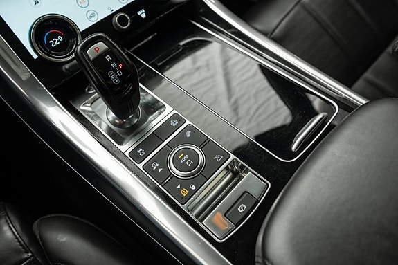 Land Rover Range Rover Sport 15 of 21