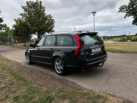 Volvo V50 5 of 5