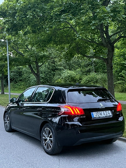 Peugeot 308 6 of 8